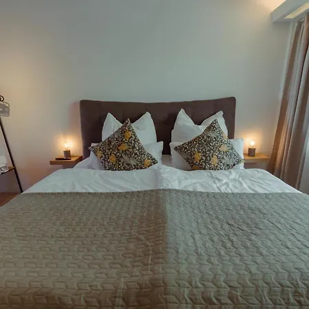 Mit Parkplatz - Nahe Esslingen Zentrum 아파트